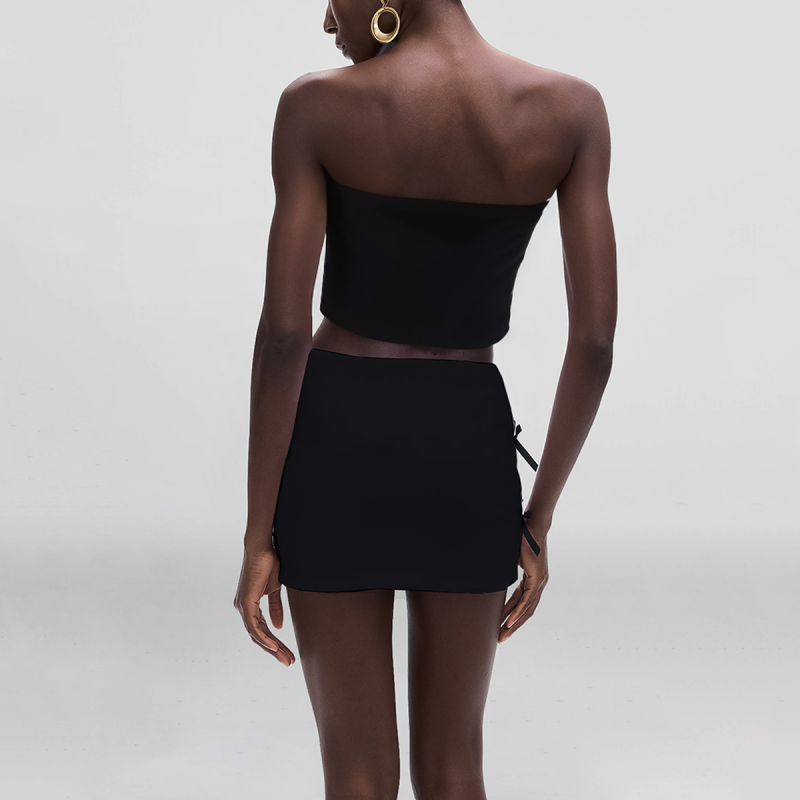 Black patchwork design zip-up cropped vest top for women - Image 2